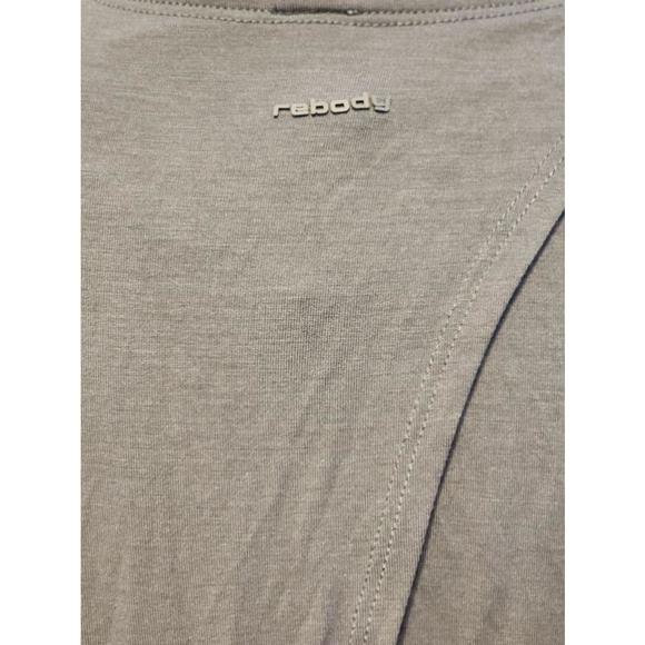 ♦️SOLD♦️ - Rebody - Gray Sleeveless Back Twist Top - Stone Olive - Size M - NWT - Picture 5 of 10